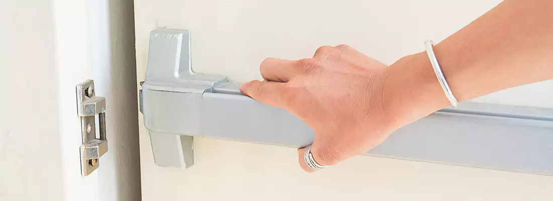 Fast and Affordable Door Panic Bar Installation in Vero Beach South, FL
